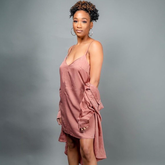 Pink 2-Piece Set 💓 - Picture 2 of 3